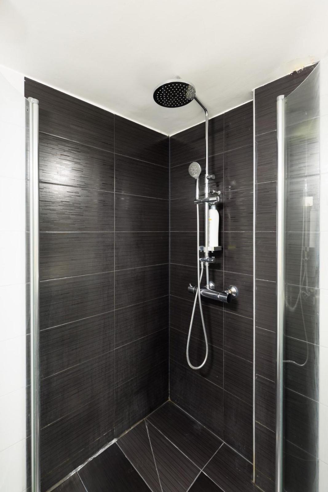 Aiolos Luxury Metro Acropolis 7 Near Museum Of Modern Art Αθήνα